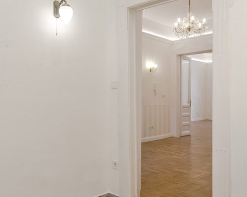 Polgári gyöngyszem a Parlamentnél  - Stúdió Balásy -Lakberendezés és építészet