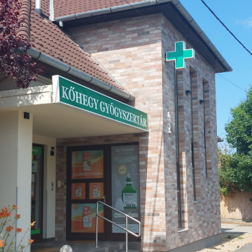 Egy patika megújulása - Pomáz - ilyen lett - StúdióBalásy