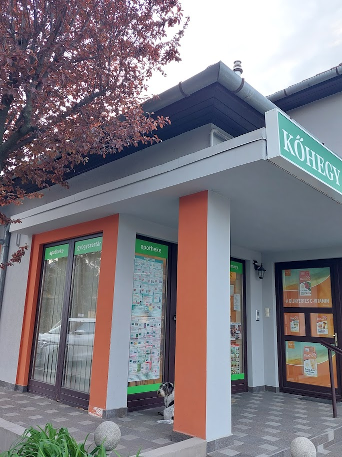 Egy patika megújulása - Pomáz - ilyen volt - StúdióBalásy